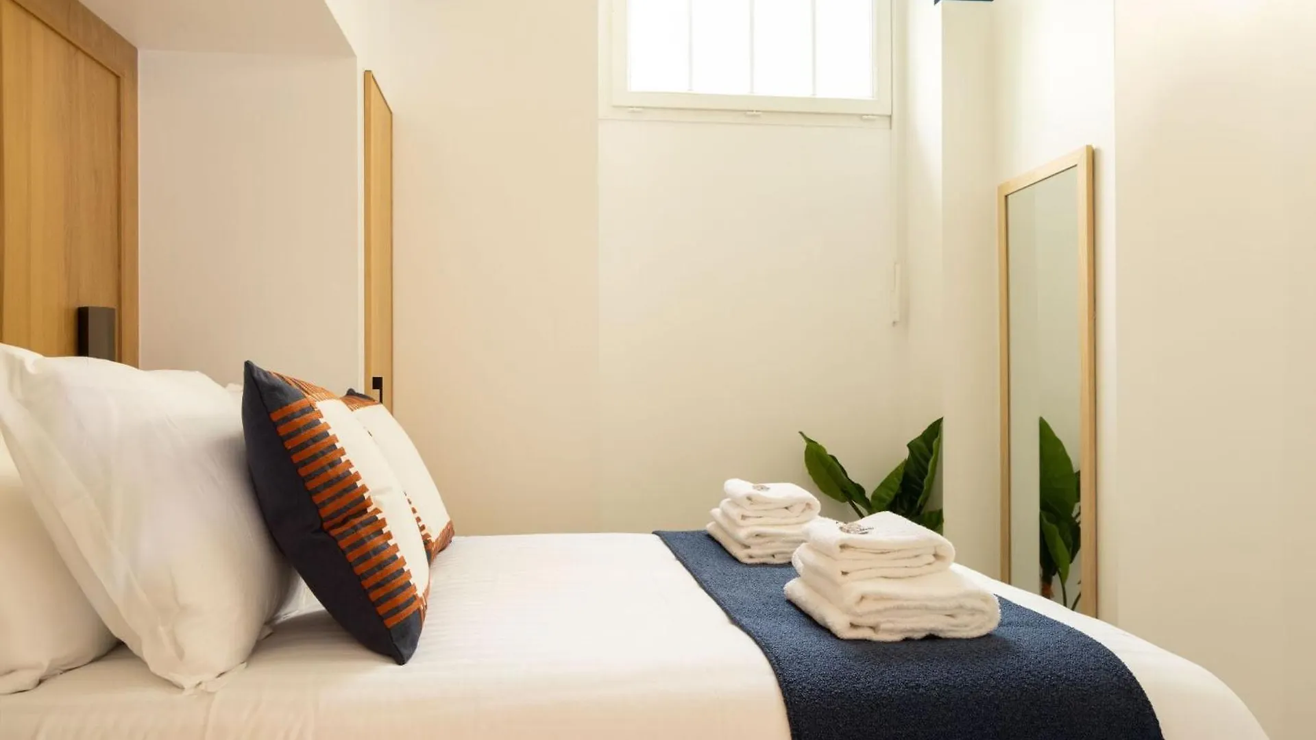 Elegant Apartment - 3Br-8P - Bastille-Oberkampf Paris France
